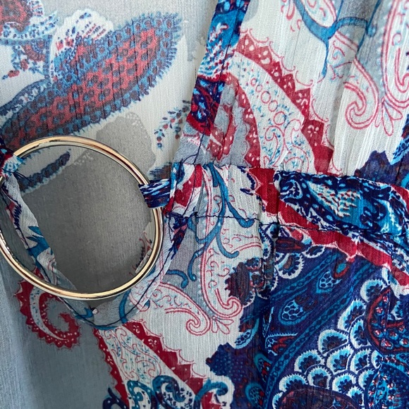 Beach Cover - Picture 2 of 3